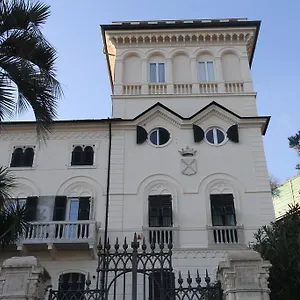 villa-dalbertis.hotelitalianriviera.com/